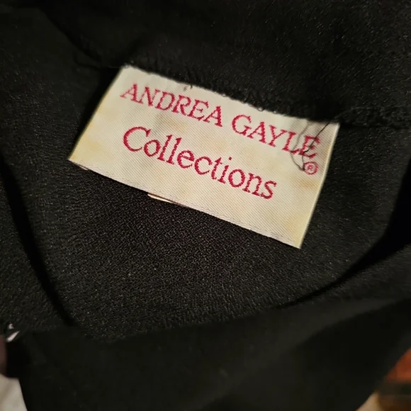 Chic Black Polka Dot Midi Dress - Picture 6 of 6